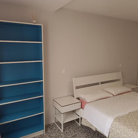 Flor De Loto Apartment Gandia Exterior photo