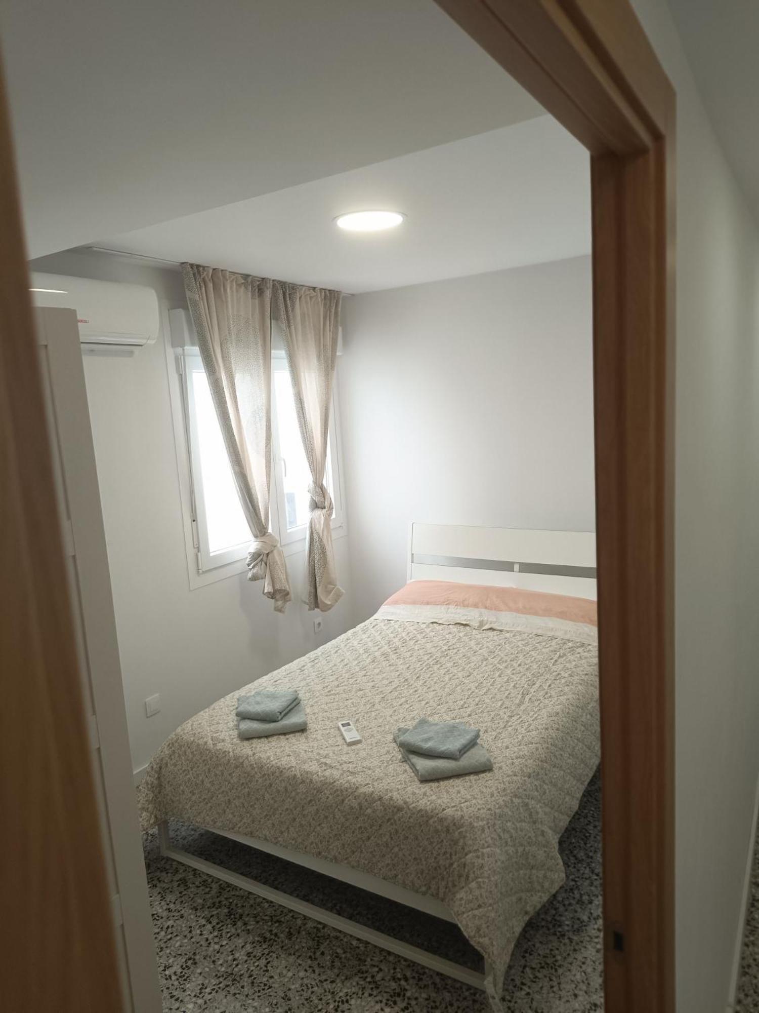Flor De Loto Apartment Gandia Exterior photo